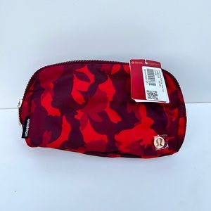 NWT Lululemon New Year Everywhere Belt Bag Rabbit All Over Print Red Mul…
